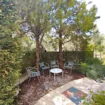 Ioli - Ground Floor アパート