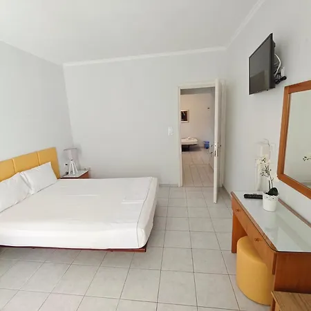 Ioli - Ground Floor Apartment